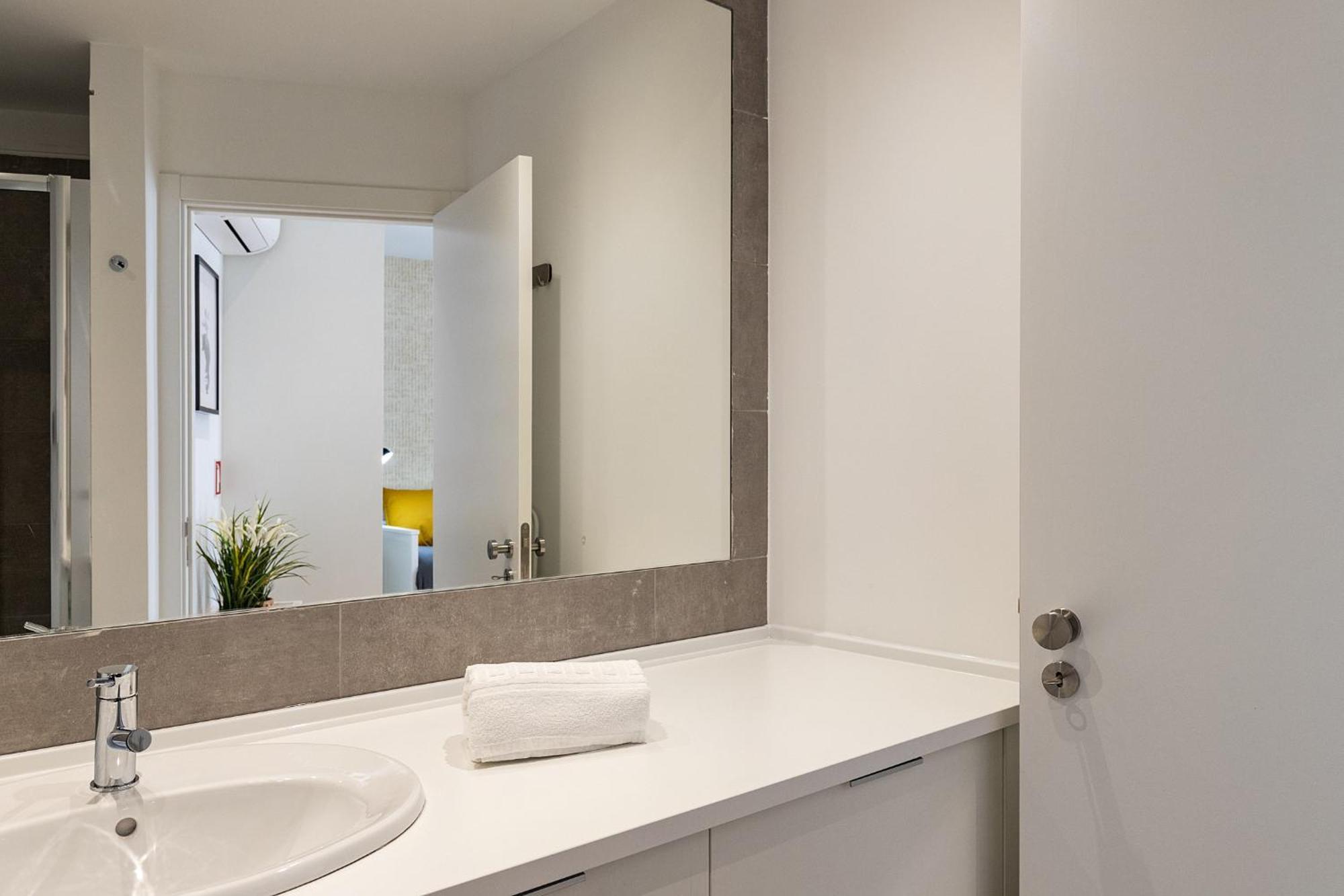 Design And Bright Studios Near Pasteis De Belem Lisboa Ngoại thất bức ảnh