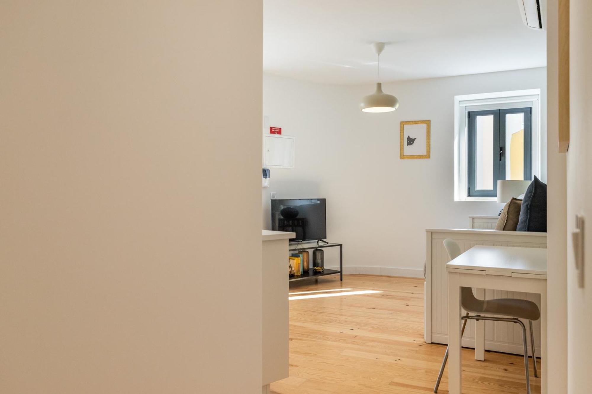 Design And Bright Studios Near Pasteis De Belem Lisboa Ngoại thất bức ảnh