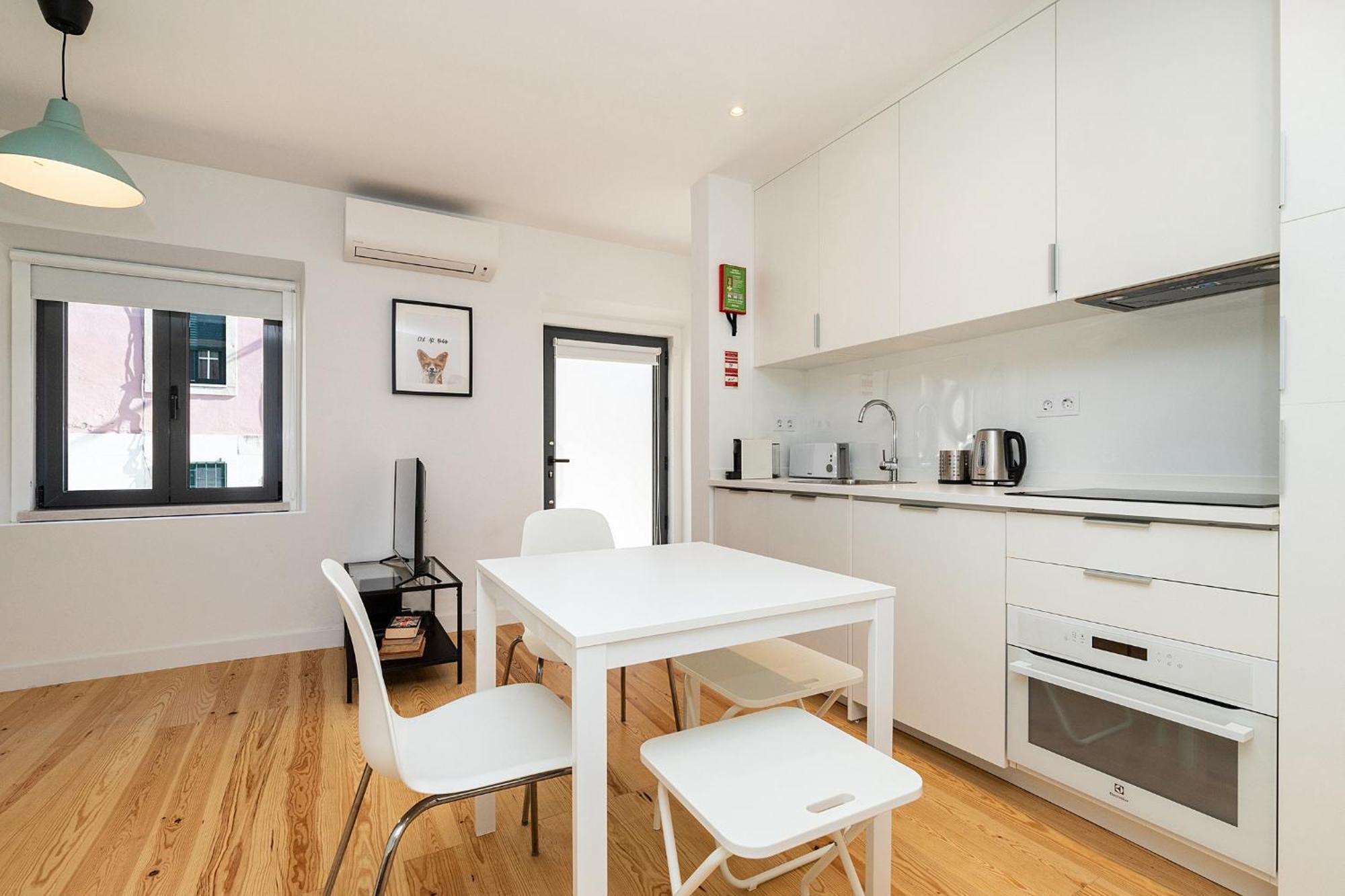 Design And Bright Studios Near Pasteis De Belem Lisboa Ngoại thất bức ảnh